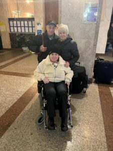 Vittoria con i suoi genitori in fuga dall'Ucraina 