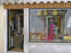 Il negozio Banco Lotto a Venezia