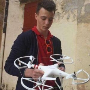 Prove di droni all'Ipsia Galilei