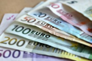 euros-billets-de-banque free