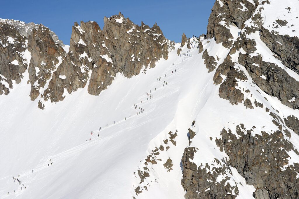 Immagini dell'ultima edizione dell'Adamello Ski Raid, nel 2015. Vinta da Matteo Eydallin e Damiano Lenzi per gli uomini e da Latitia Roux e Mireia Varela Mirò per le donne.